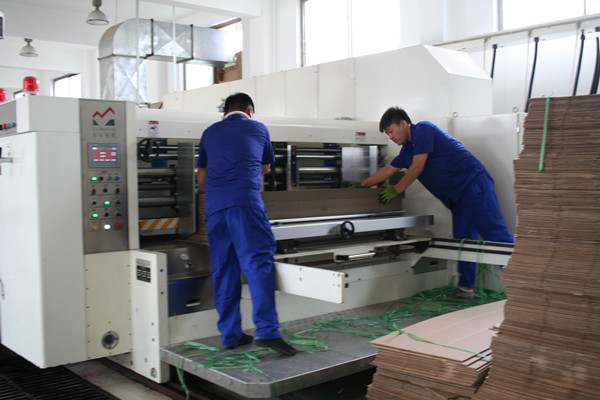 挑战酷暑的彩印人 (2)_副本.jpg