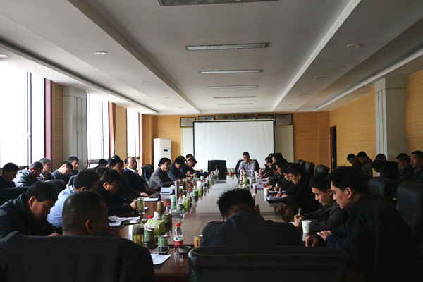 集团公司检查组来泗河煤矿进行安全生产专项检查 (1)_副本.jpg