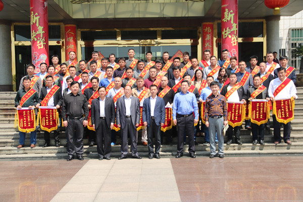 崔庄煤矿召开5月份安全办公会 (6)_副本.jpg