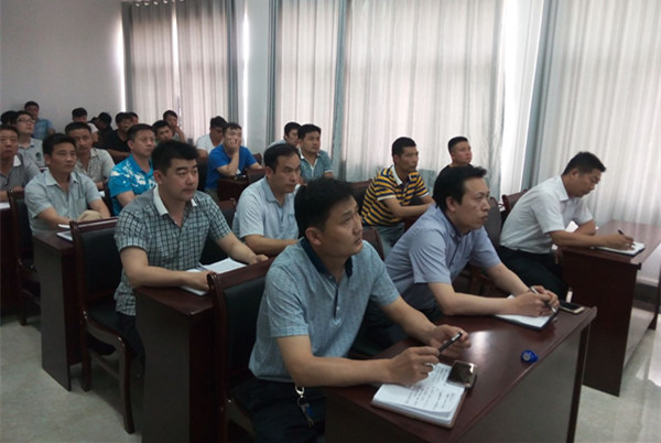 永胜煤矿提前“暖场”“安全生产月” (1)_副本.jpg