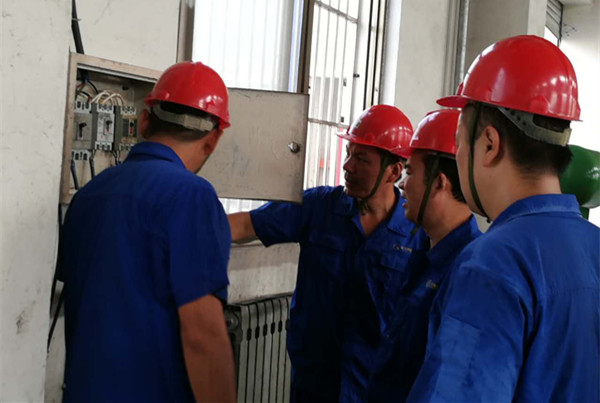 1多种经营分公司 “安全生产月”活动多效果好 (1)_副本.jpg